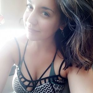 Meet your Posher, Briana